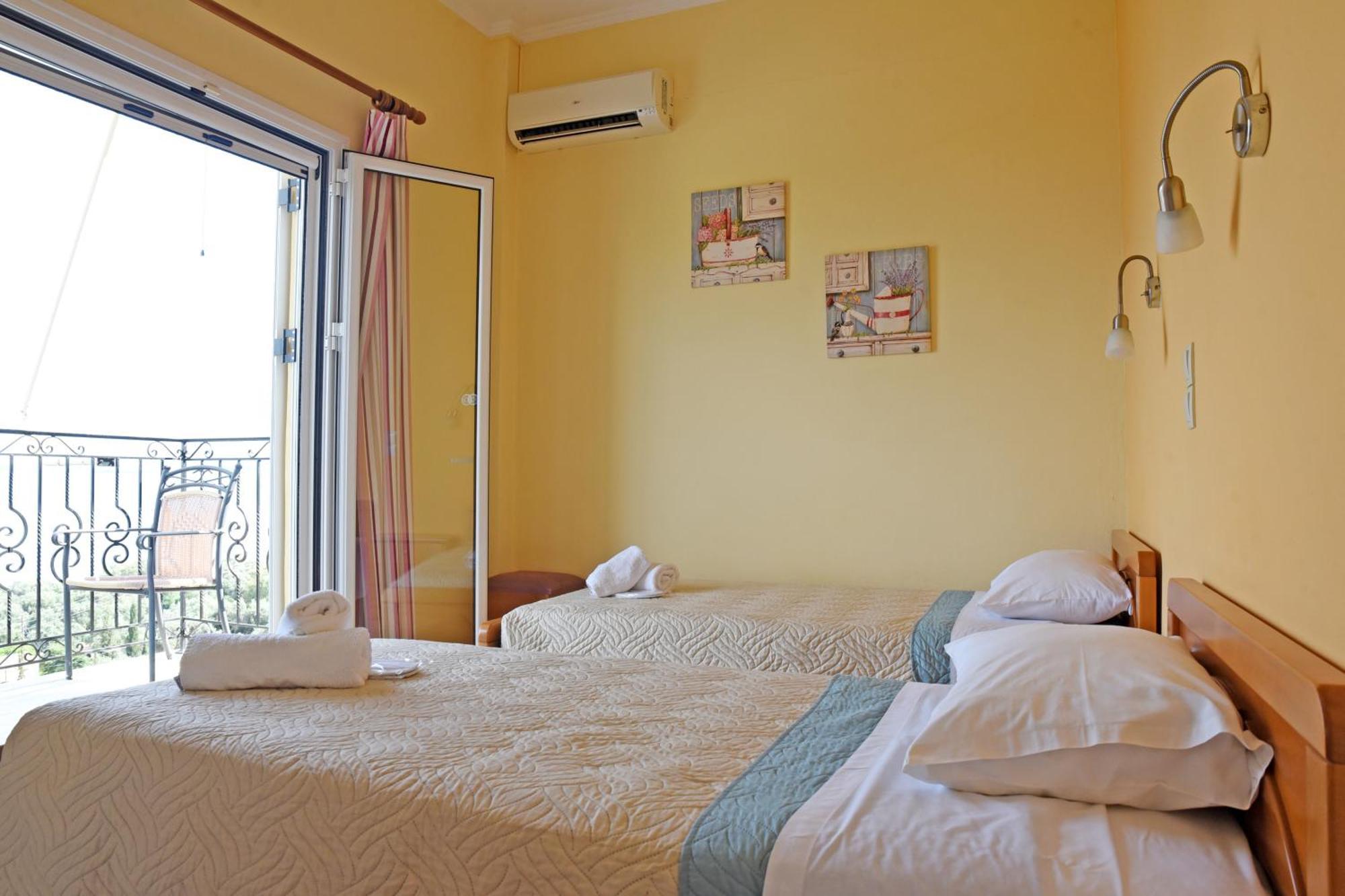 Butterfly Barbati Apartments Dış mekan fotoğraf
