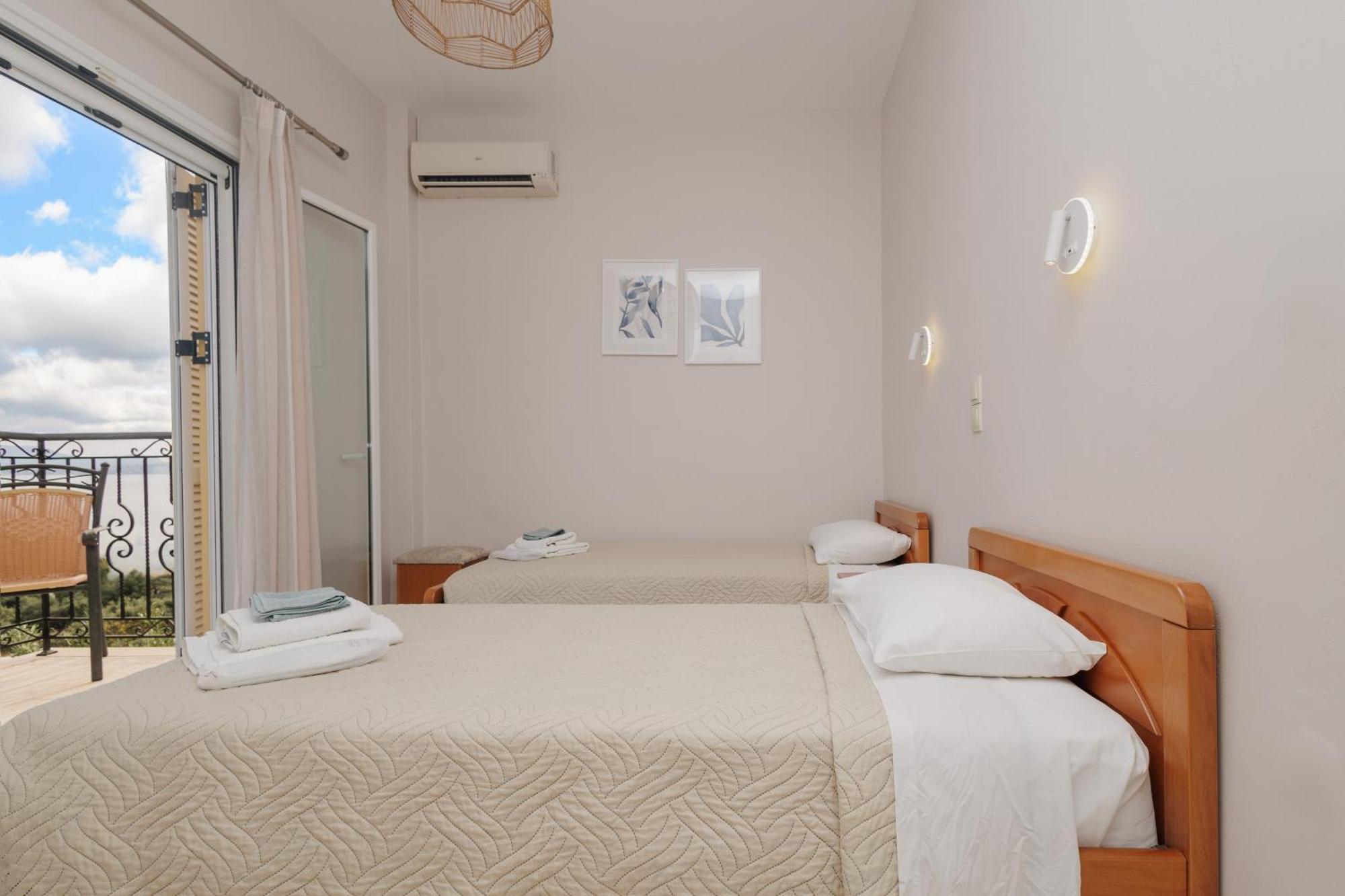 Butterfly Barbati Apartments Dış mekan fotoğraf
